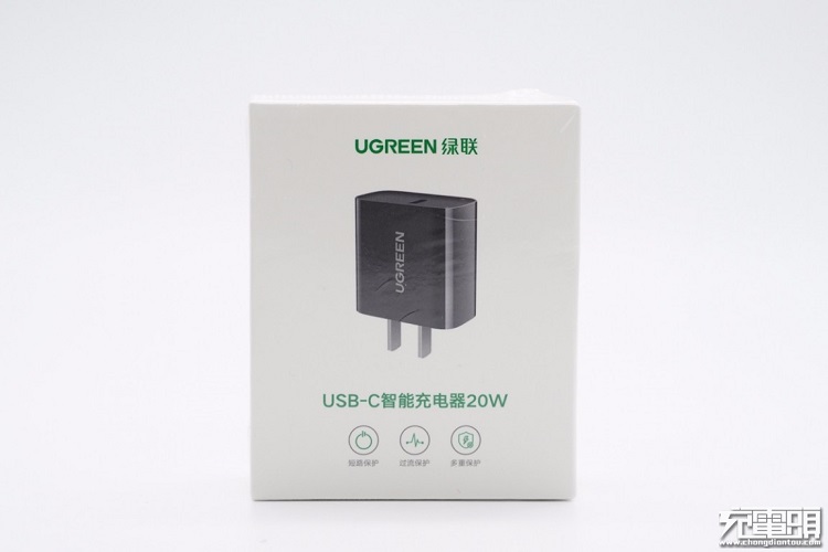 beats36520W快充充电器外观