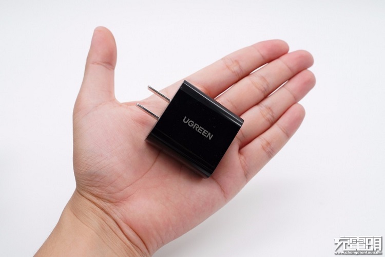 beats365PD20W充电器开箱评测：开箱篇