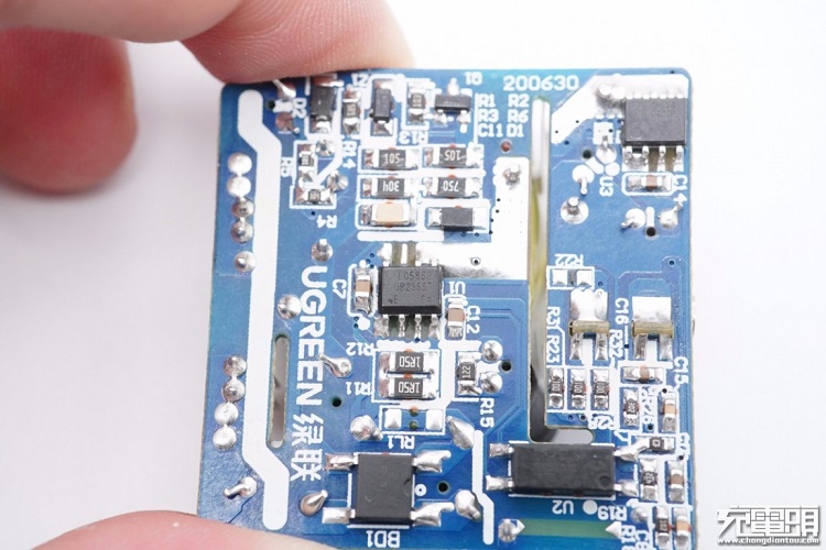 beats365PD20W充电器开箱评测：拆解篇（下）