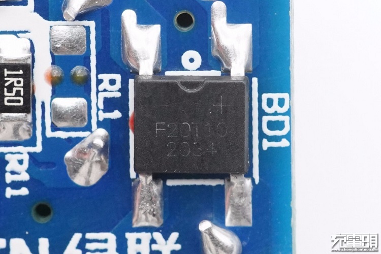 beats365PD20W充电器开箱评测：拆解篇（下）